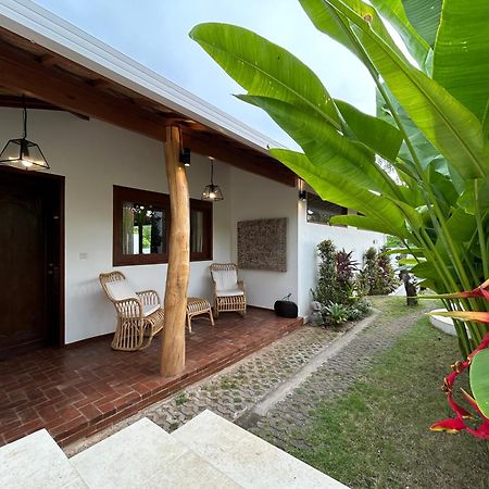Bed and Breakfast La Kreyiol Улувату Экстерьер фото